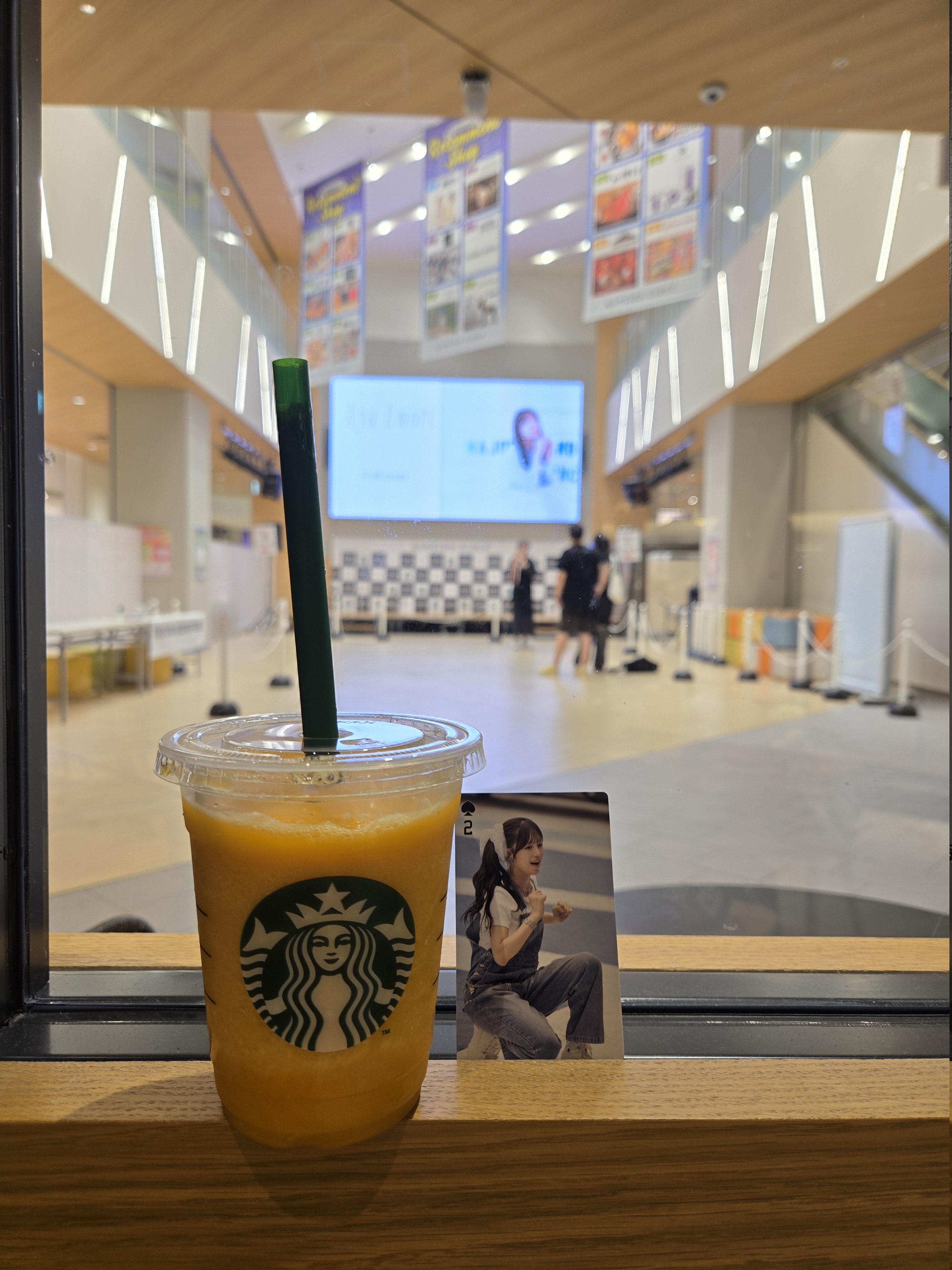 Starbucks after the live